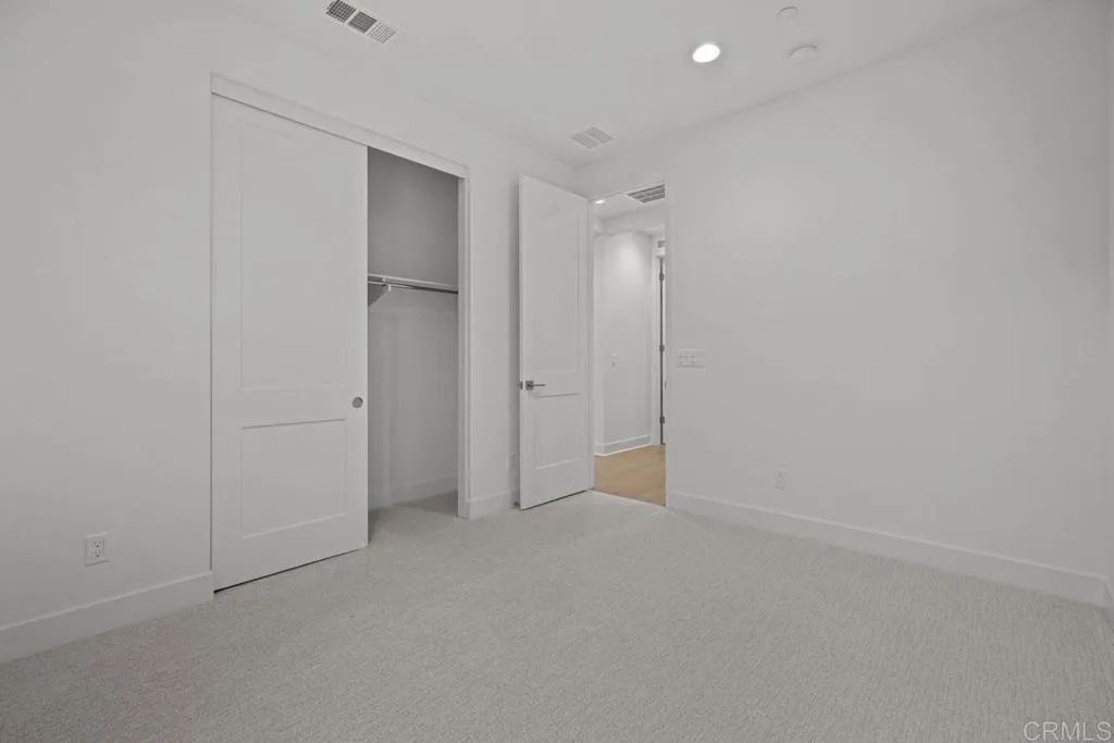 https://cdn.realtyfeed.com/cdn/127/306476832/e59c79c9171b0605d56185f1e2c27682.webp