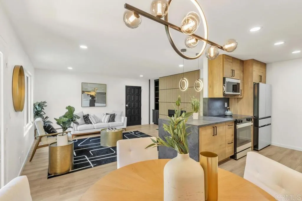 Photo #2: PTP2504767 Listing 