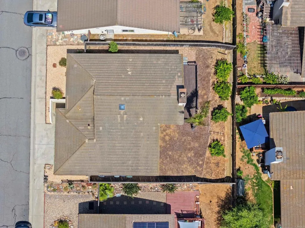 https://cdn.realtyfeed.com/cdn/127/306477000/827e635c0c1a7831a3fdb6929b8baf3f.webp