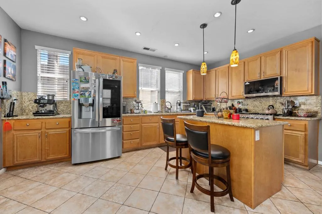 https://cdn.realtyfeed.com/cdn/127/306477008/48e450c922af7e2f75a75b70fb46936b.webp