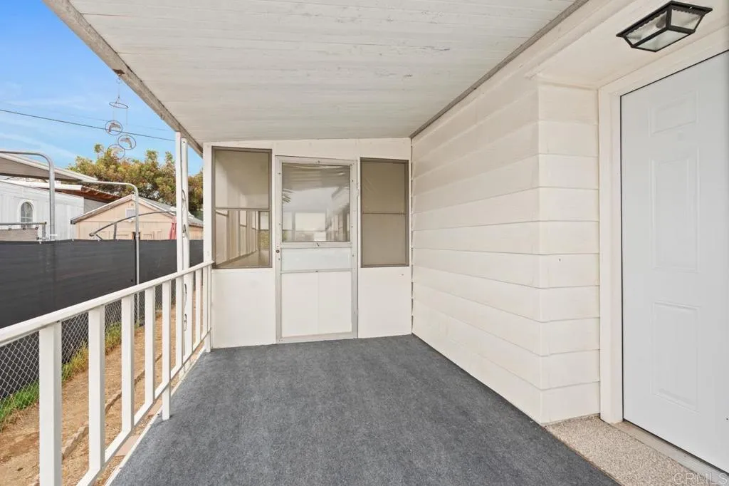 https://cdn.realtyfeed.com/cdn/127/306477052/7ba10e0d0d7a33a08c836dfa93a0b56d.webp