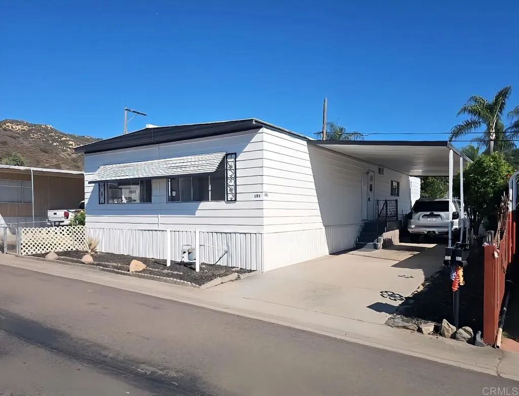 https://cdn.realtyfeed.com/cdn/127/306477052/cac7fe5b54c1e53f768200c77e7e3fe1.webp