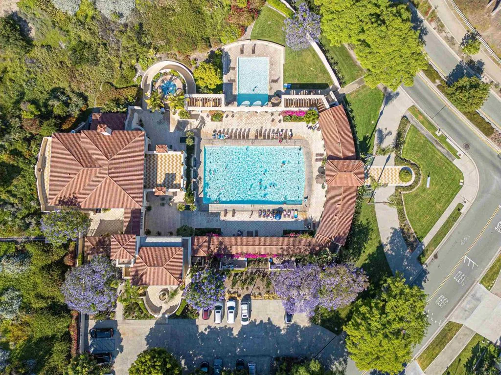 https://cdn.realtyfeed.com/cdn/127/306477059/ddb11643438d51e19840fa9055c60cc9.webp