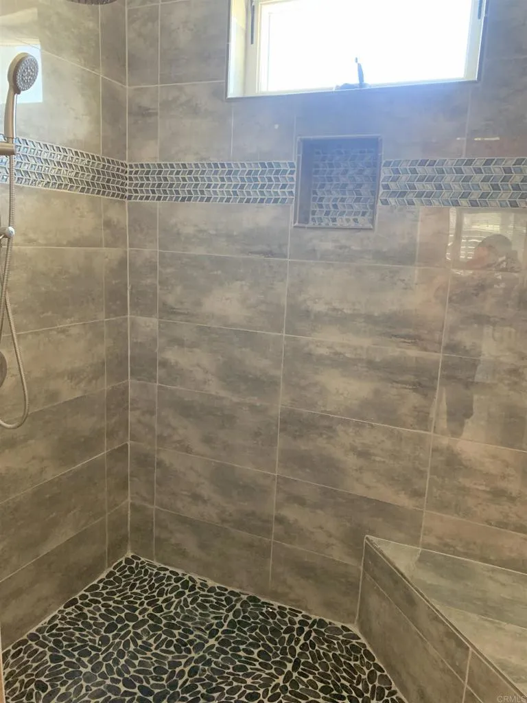 https://cdn.realtyfeed.com/cdn/127/306477071/0f3d3b7154fa03b4983d5f43e88c90e1.webp