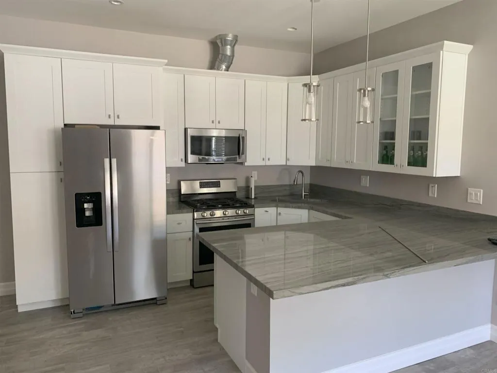 https://cdn.realtyfeed.com/cdn/127/306477071/d51945f70e2687a3e2638b4212490b87.webp