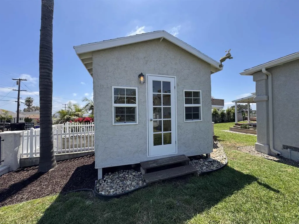 https://cdn.realtyfeed.com/cdn/127/306477073/706d6e252dbe598da3ded6fba736e626.webp