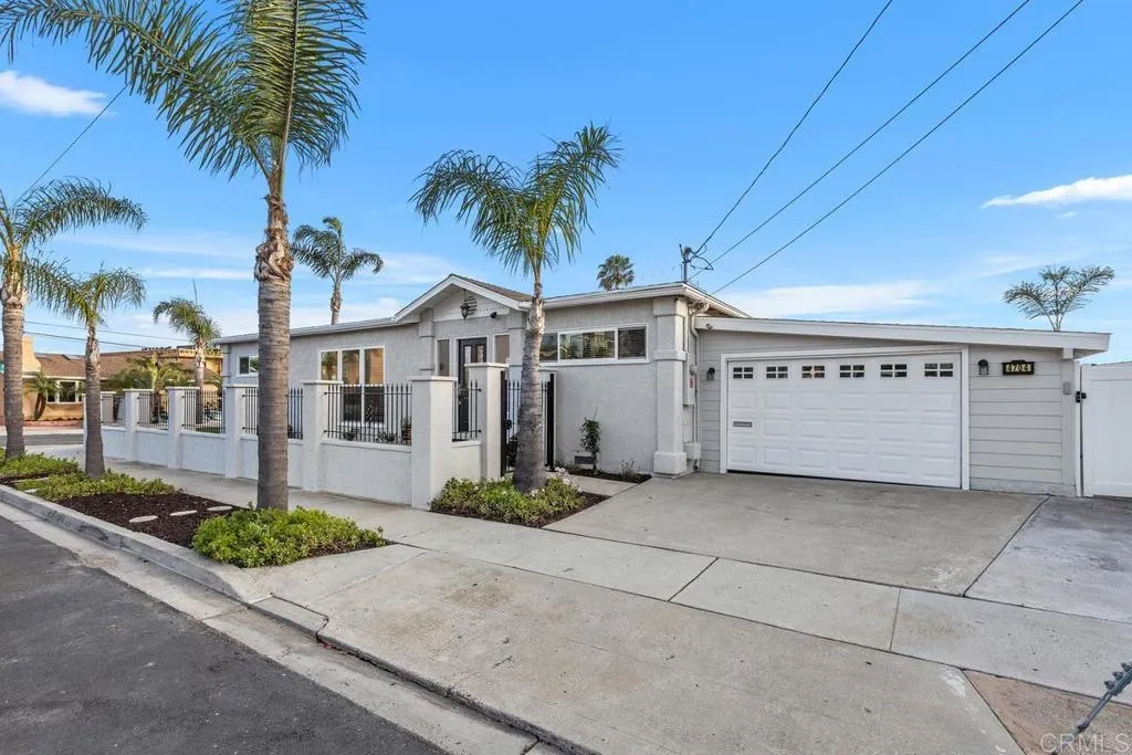 https://cdn.realtyfeed.com/cdn/127/306477073/8f5f4120355e6160ab682f562f5b9cff.webp