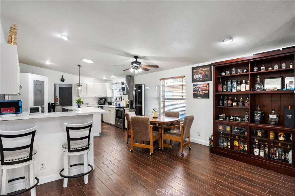 https://cdn.realtyfeed.com/cdn/127/306477083/19a87a7248ffb3223d51d9e4acd8e5e1.webp