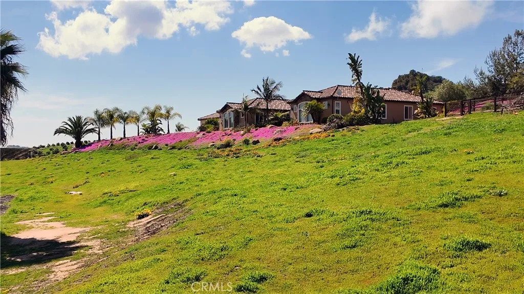 https://cdn.realtyfeed.com/cdn/127/306477098/9ffc7b34e5cd4c14aa7fcaeeb3dc5198.webp