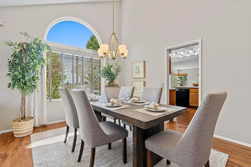 https://cdn.realtyfeed.com/cdn/127/306477153/ae730f426f86308be03e33aa3c7c3974.webp