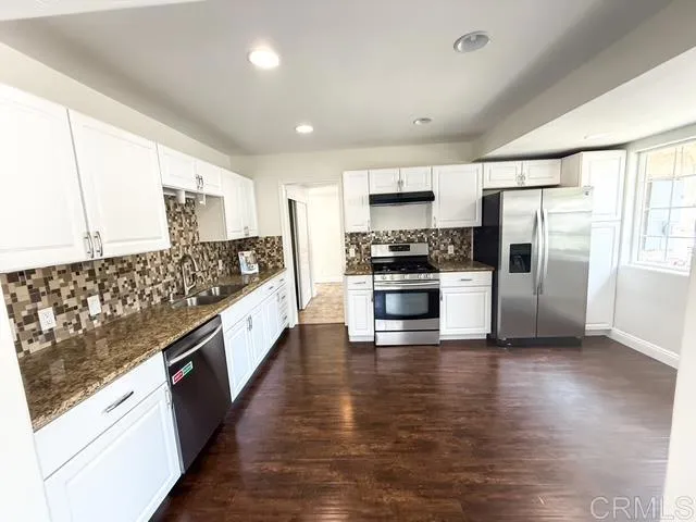 https://cdn.realtyfeed.com/cdn/127/306477155/af0693e90dc6c49b51a2d07f8af37c34.webp