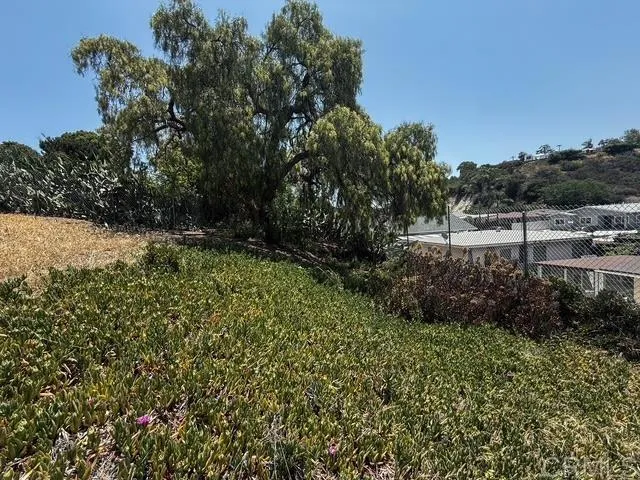 https://cdn.realtyfeed.com/cdn/127/306477155/dd2828041e8c426be92fea607e0f7ffe.webp