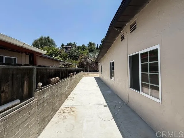 https://cdn.realtyfeed.com/cdn/127/306477155/fbd5ca020d9af8f5de08609e2f62a987.webp