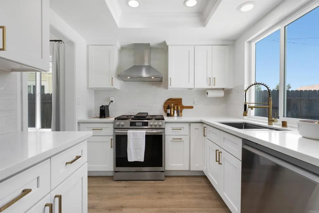 https://cdn.realtyfeed.com/cdn/127/306477161/a293144f3898bc6be44e9c211025ae7b.webp
