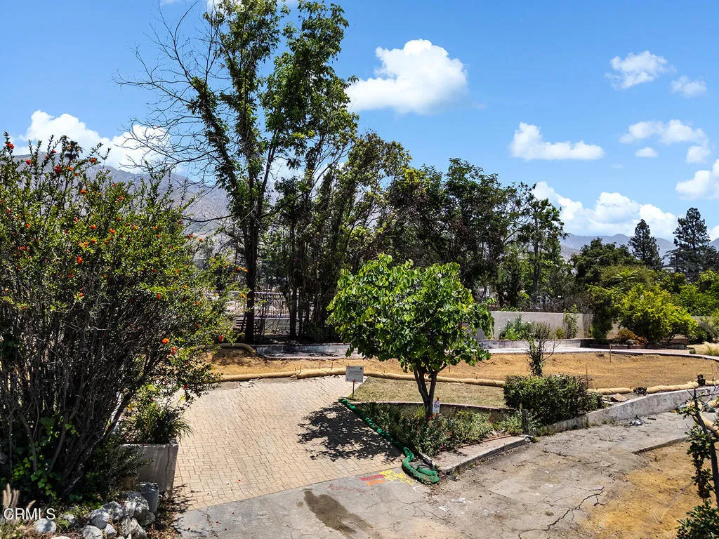 559 E Marigold St, Altadena, CA 91001 - Photo 2 of 25, Altadena, CA