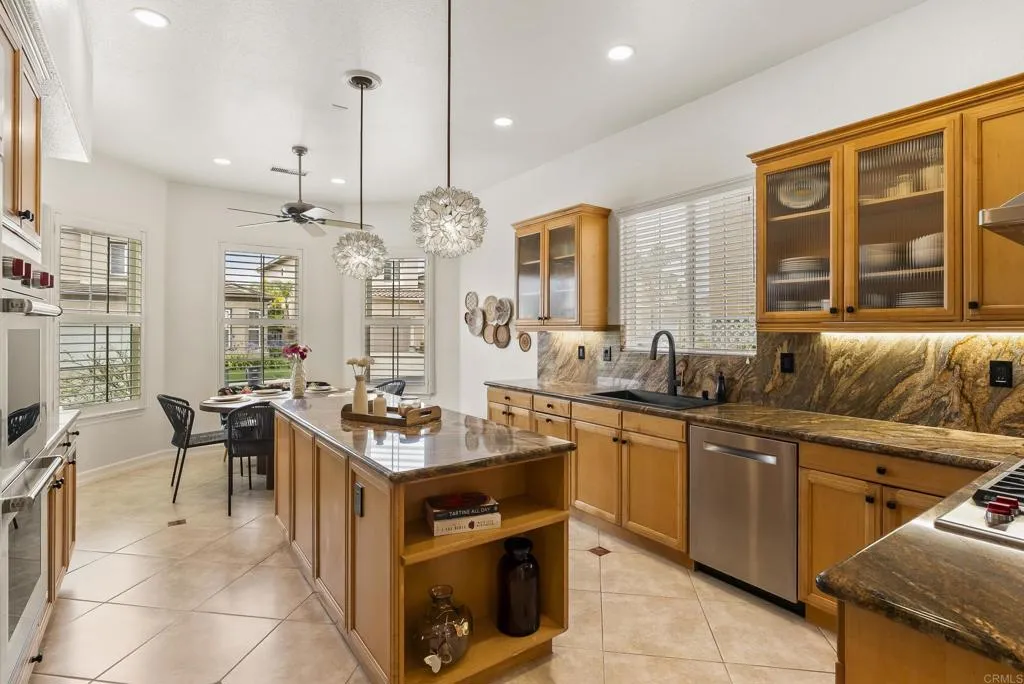 https://cdn.realtyfeed.com/cdn/127/306477173/cdf81fb871613c2ec2f4dfa2556aed83.webp