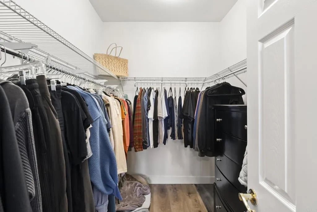 https://cdn.realtyfeed.com/cdn/127/306477173/d15b9893272ac4fe6ccf7441e72cb24d.webp