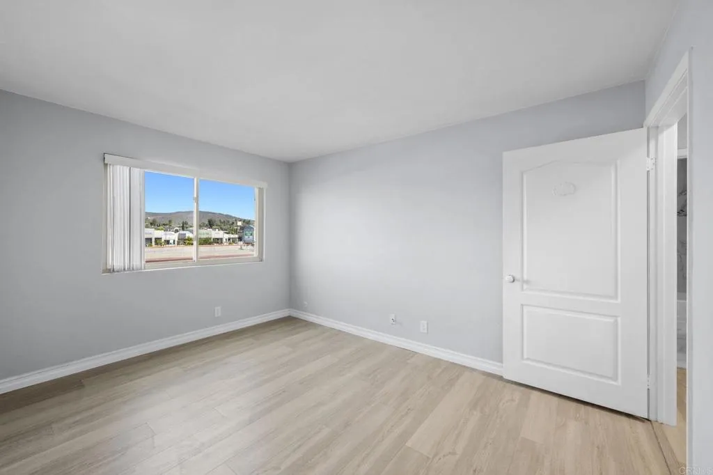 https://cdn.realtyfeed.com/cdn/127/306477195/25d5d4ec5eb75502370c45cbab5ddfac.webp