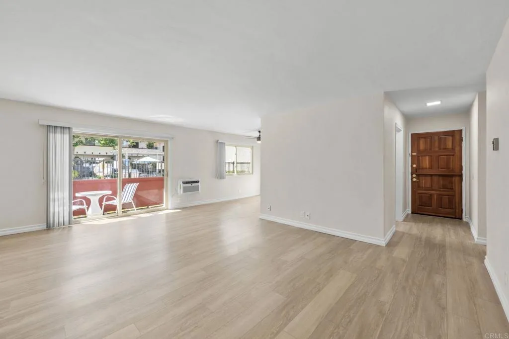 https://cdn.realtyfeed.com/cdn/127/306477195/a3f43f2ebe6cf3a5028250273e71cd97.webp