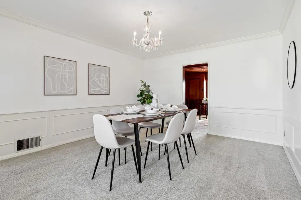 https://cdn.realtyfeed.com/cdn/127/306477239/d67ffff553bbbaafaf6e689fe289f42f.webp