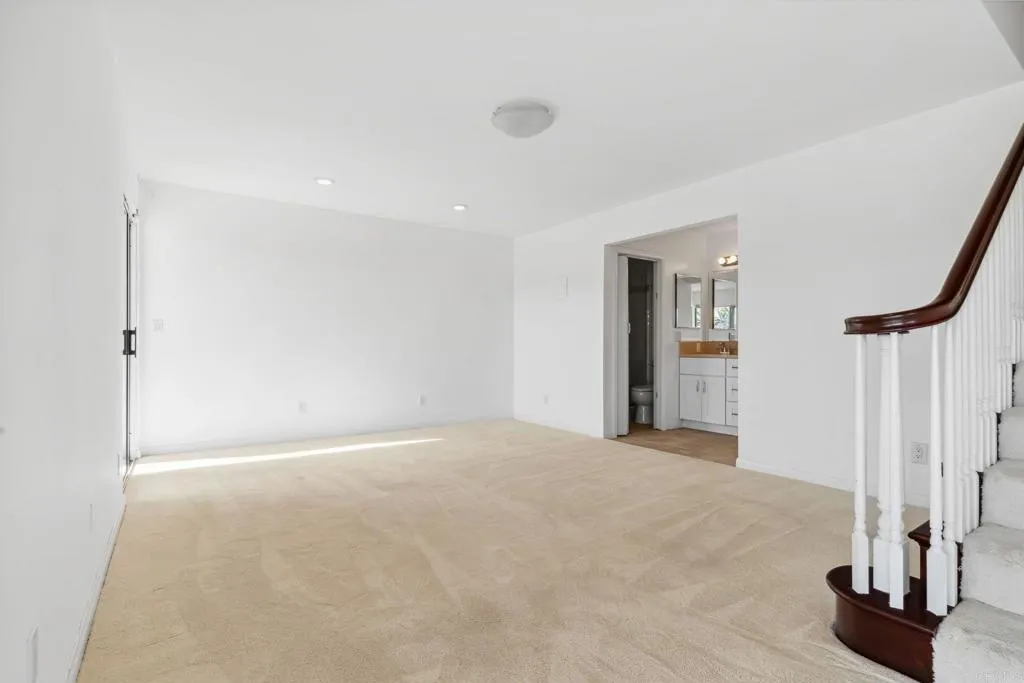 https://cdn.realtyfeed.com/cdn/127/306477239/ea77d8b5b77f5bb9f0295b0ec9423f38.webp