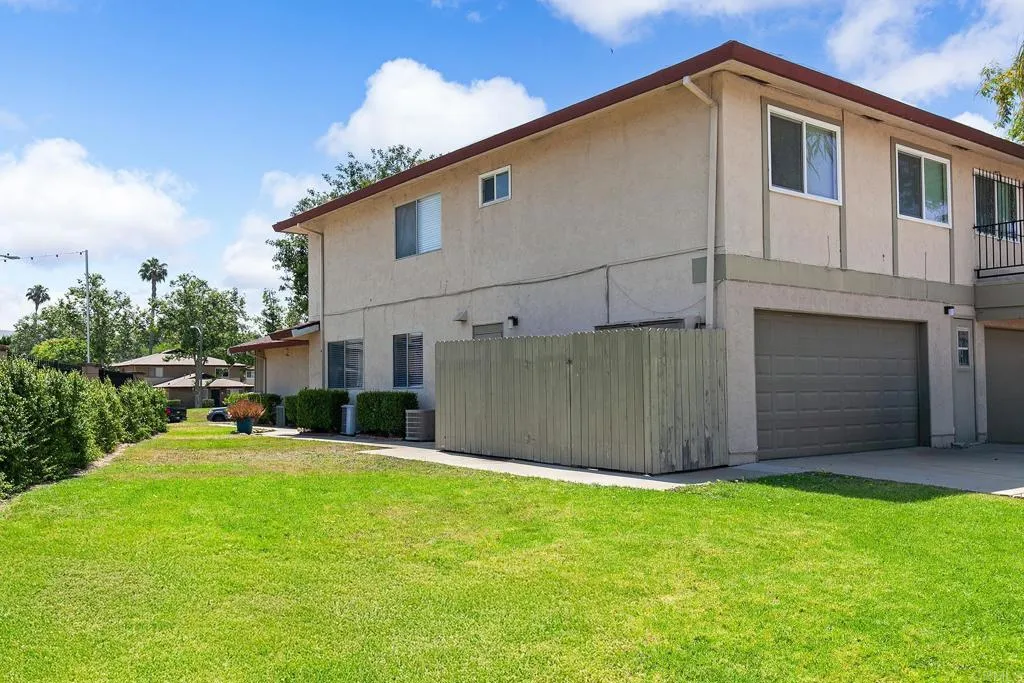 https://cdn.realtyfeed.com/cdn/127/306477284/44c4c1eabd4a3b9fea8decbf1de983ce.webp