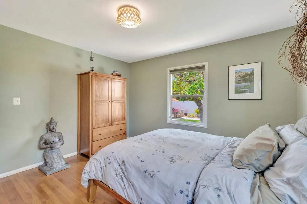 https://cdn.realtyfeed.com/cdn/127/306477307/97ccc8d8560215ee5eca1128bd1810f5.webp