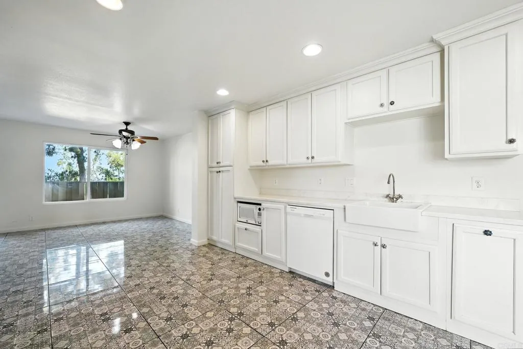 Photo #9: PTP2504791 Listing: Photo #9