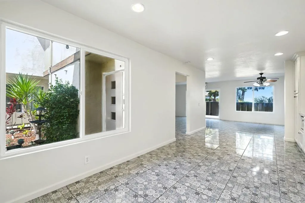 Photo #8: PTP2504791 Listing: Photo #8