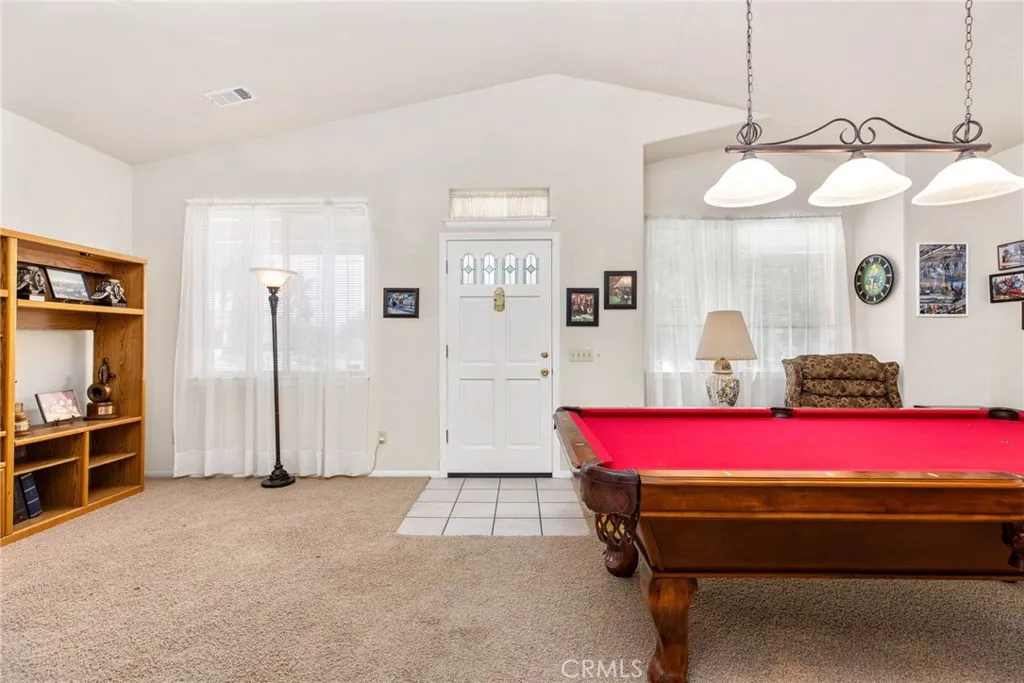 https://cdn.realtyfeed.com/cdn/127/306477384/f27f3f7a3c23ee777c080344ea9ee9d3.webp