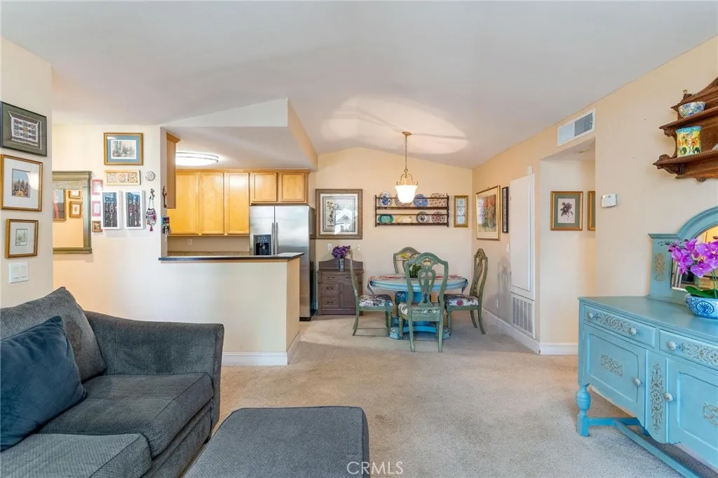 Photo #11: SW25143498 Listing: Photo #11