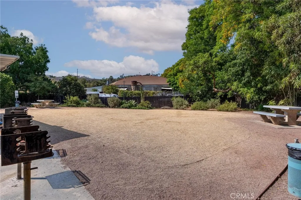 Photo #26: SW25143498 Listing: Photo #26