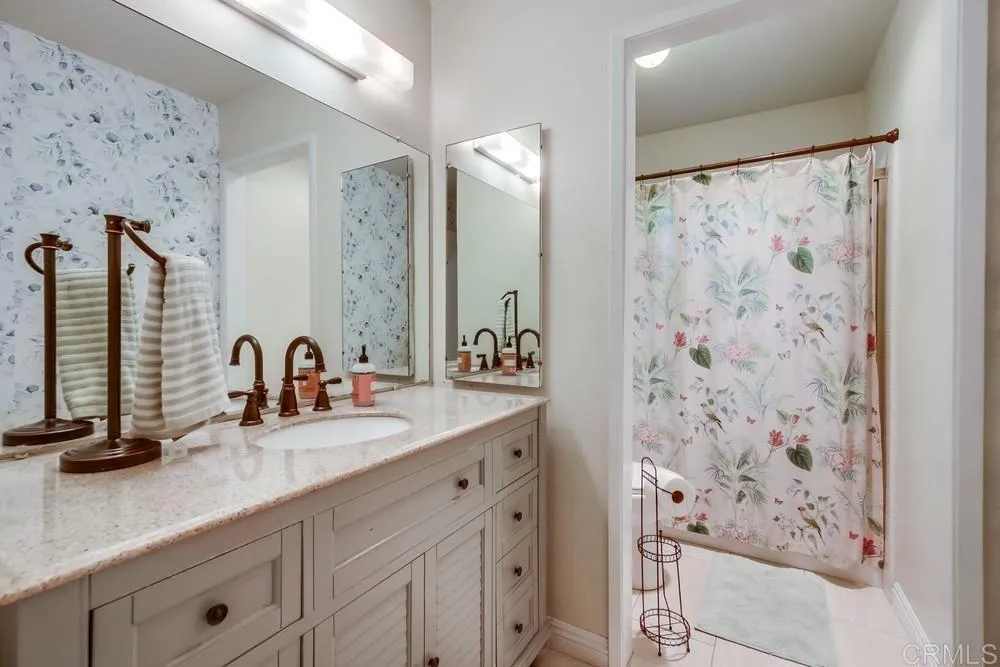 https://cdn.realtyfeed.com/cdn/127/306477458/06c6effe45b196419bd93a044393c12c.webp