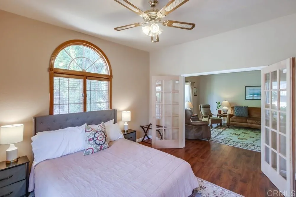 https://cdn.realtyfeed.com/cdn/127/306477458/dd5cda62b25c9303be47dcfaae402f9e.webp