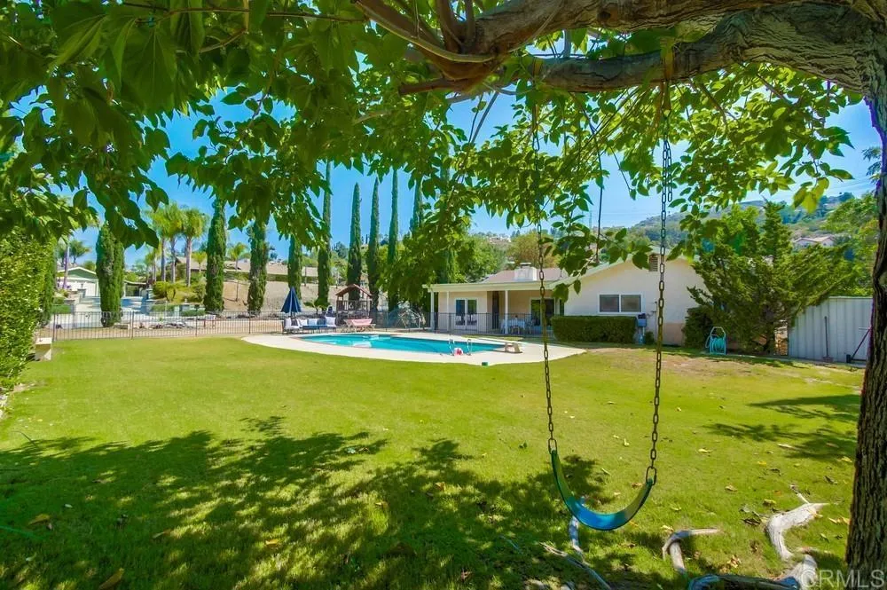 https://cdn.realtyfeed.com/cdn/127/306477458/e8208cf7c8918cae1370e3ebfae1f7a2.webp
