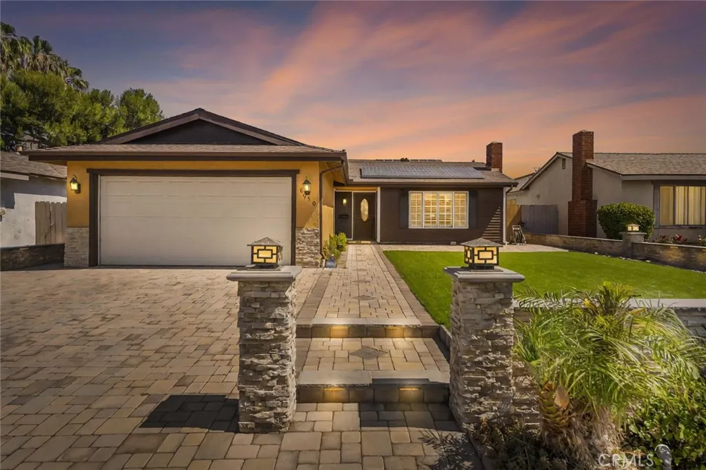 https://cdn.realtyfeed.com/cdn/127/306477459/7b6b85f3ab2a0388e946a3f89b1fe8ec.webp