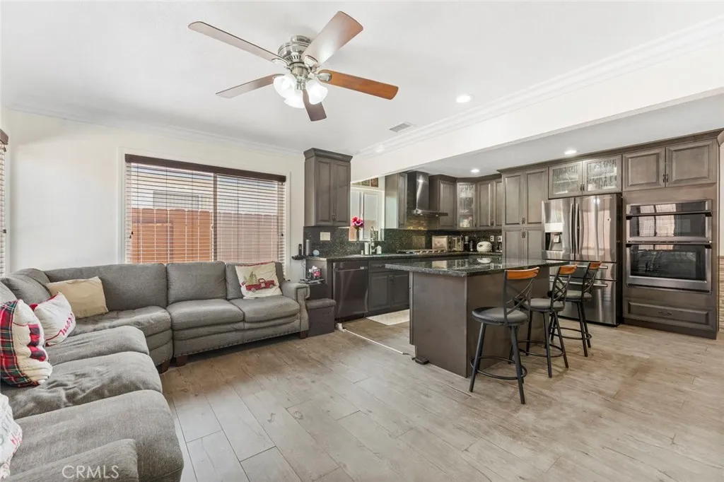 https://cdn.realtyfeed.com/cdn/127/306477459/a8e5745d76eeca862a45b18196990922.webp