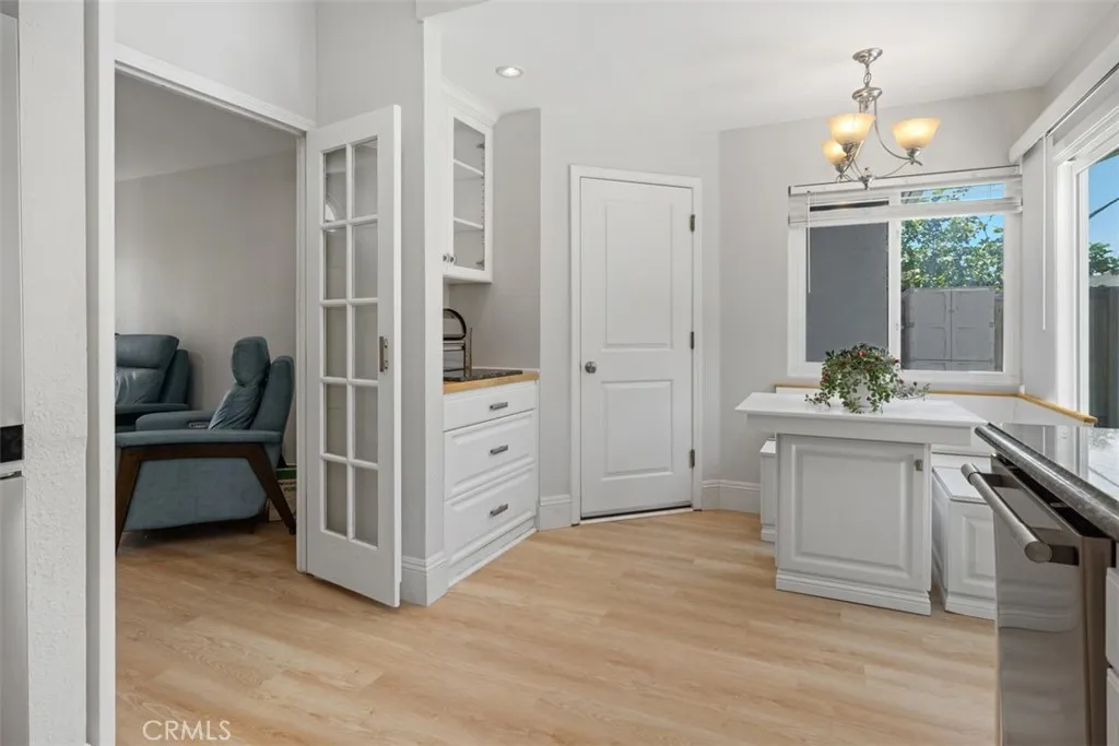 https://cdn.realtyfeed.com/cdn/127/306477518/0942c1a87cb2e3636e6d3c0fd4aef4eb.webp