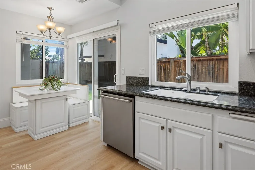 https://cdn.realtyfeed.com/cdn/127/306477518/66aa2300bdf954ff378001751477e8e1.webp
