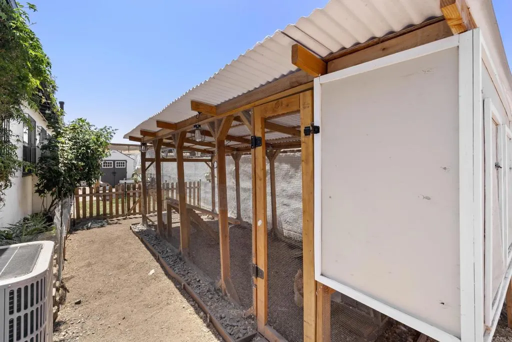 https://cdn.realtyfeed.com/cdn/127/306477820/31909fa6fb8843d12a565ea3b77fa99f.webp