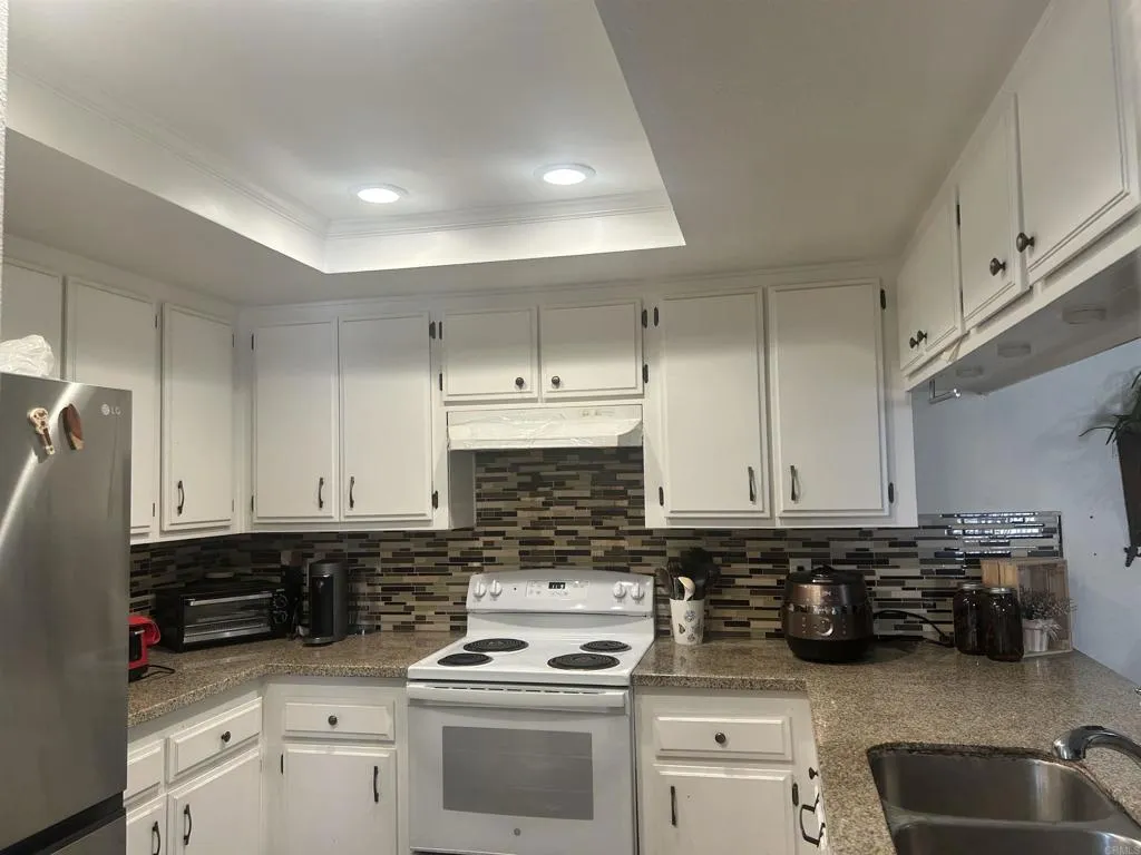 Photo #2: PTP2504814 Listing 