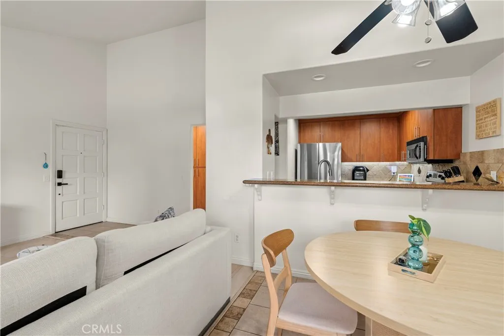 Photo #7: OC25144140 Listing: Photo #7
