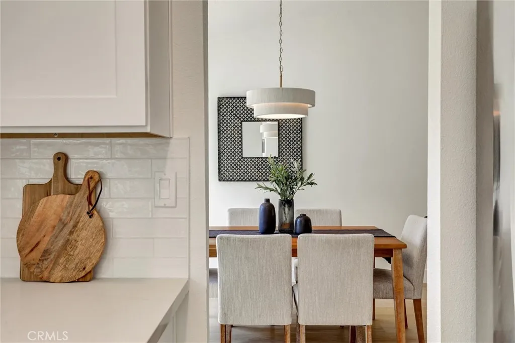 https://cdn.realtyfeed.com/cdn/127/306478127/45c6d5f28cf4317af508043c801c82ce.webp