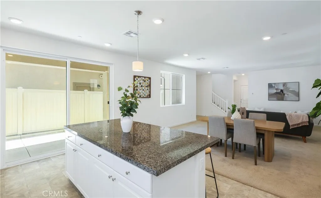https://cdn.realtyfeed.com/cdn/127/306478169/3d8e3a1918e6dd6fe6395aeee9a2da4b.webp