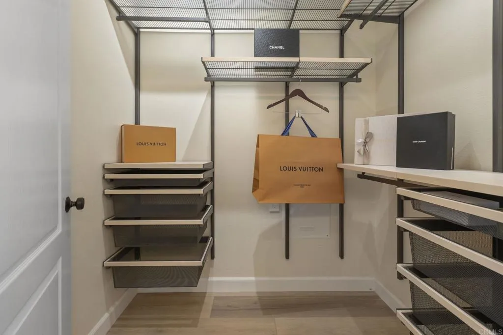 https://cdn.realtyfeed.com/cdn/127/306478172/d053d91732fb4f6f71984beac0890a28.webp