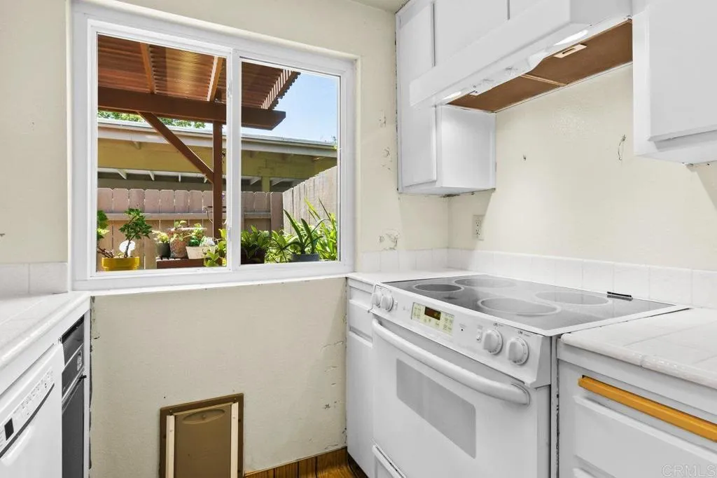 Photo #15: PTP2504824 Listing: Photo #15