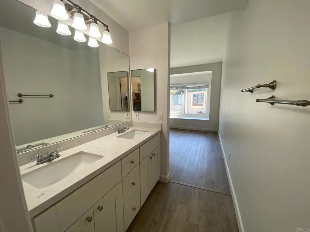 https://cdn.realtyfeed.com/cdn/127/306478371/43f9800e0c4f302b99c454e27616e94c.webp