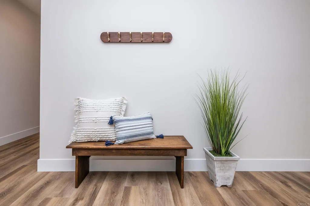 https://cdn.realtyfeed.com/cdn/127/306478392/aa9820b9cdfbe19d6da4182cad92c198.webp