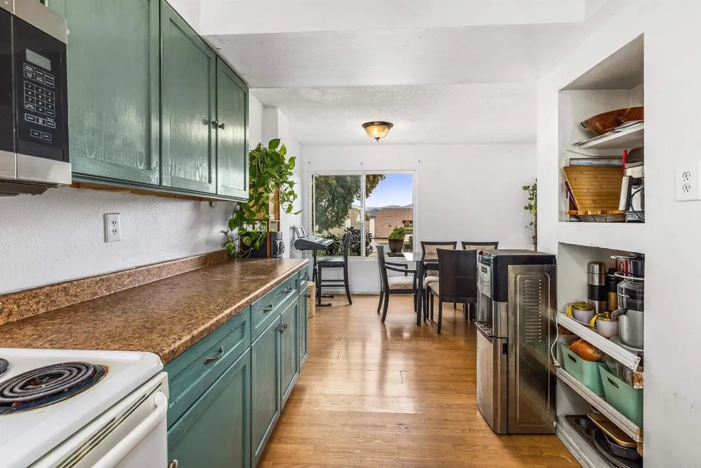 https://cdn.realtyfeed.com/cdn/127/306478430/08eaba25737b2aa6eb77e75e461d3571.webp