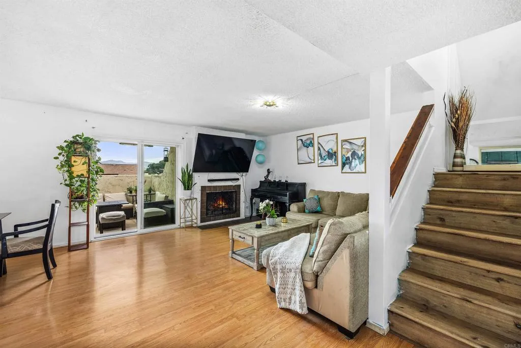 https://cdn.realtyfeed.com/cdn/127/306478430/19f717b2f23a092e3128a67b77c6ee97.webp